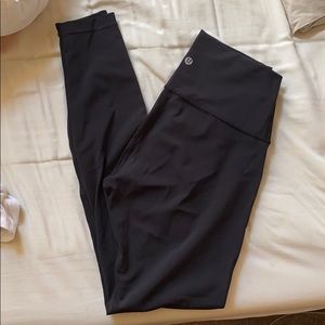 Like new wunder under lululemon leggings